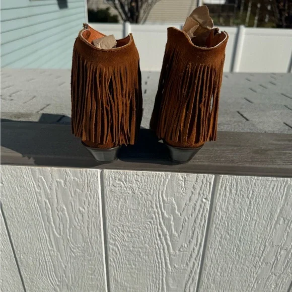 Dan Post Brown Fringe Ankle Boots - Picture 3 of 6